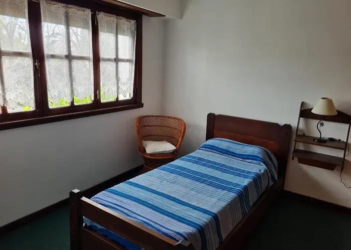 Casa Con Parque Cerca De La Costa Y Patios Cerveceros